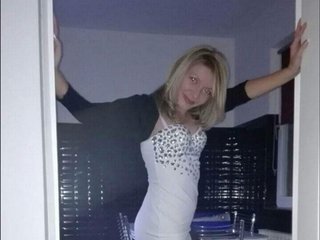 Erootiline videovestlus Angelfalling