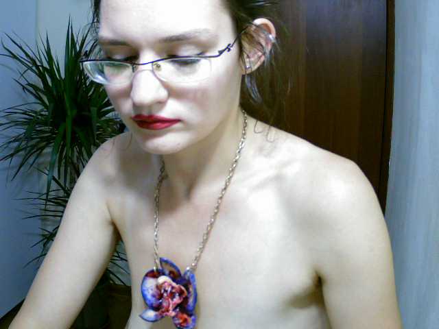 Fotod Angelina-kiss IT WILL BE HOT WITH ME))