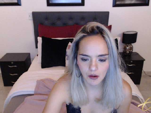 Ringhäälingupildid angelinagloss