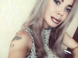 Erootiline videovestlus angelinalu