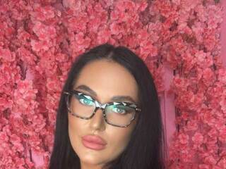 Erootiline videovestlus AngelynSugar