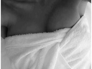 Erootiline videovestlus Angie-Delores