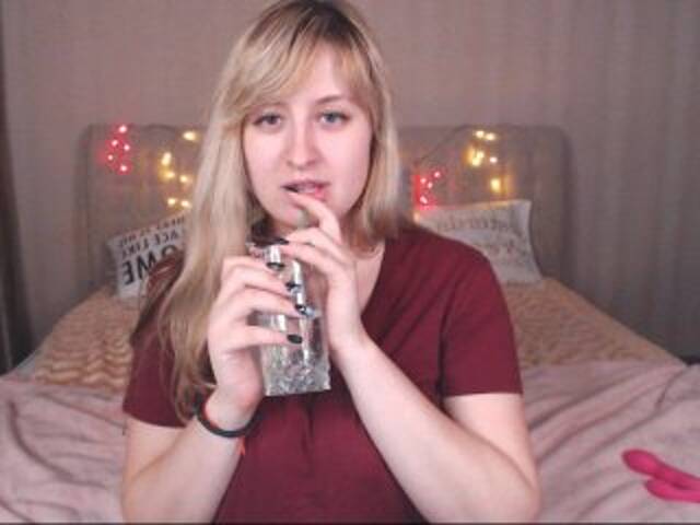 Ringhäälingupildid AnimeLizz