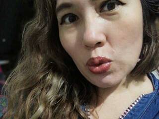 Erootiline videovestlus anniejhonson1