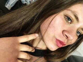 Erootiline videovestlus annieswit