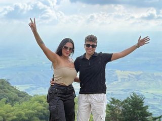 Erootiline videovestlus antolesbian