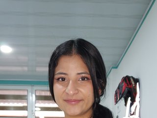 Erootiline videovestlus antonella-adams