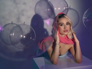 Erootiline videovestlus AntonellaHans