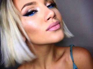 Erootiline videovestlus AprilJuicy