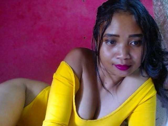 Ringhäälingupildid Ariahsquirty