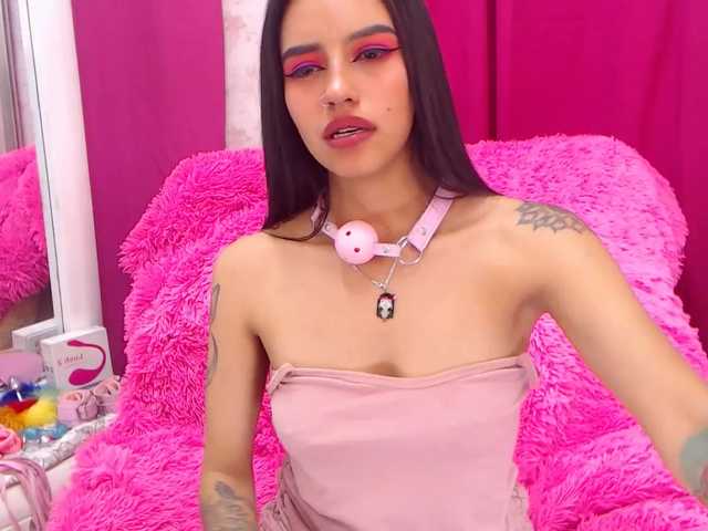 Fotod ArianaMoreno ♥ Just because today is Friday, I will give you the control of my lush for 10 minutes for 200 tokens ♥ ♥ Just because today is Friday, I will give you the control of my lush for 10 minutes for 200 tokens ♥