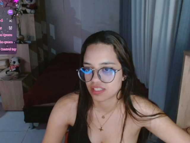 Fotod arieel- Hello! welcome to my room, let's enjoy a rich pleasure together