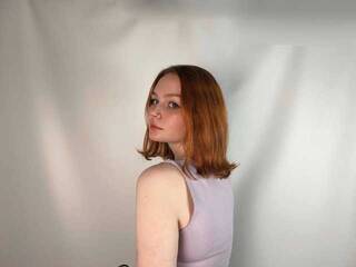 Erootiline videovestlus ArielCrystal