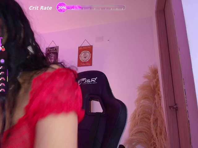 Ringhäälingupildid ArielMoore