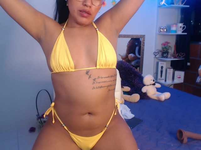 Fotod aryalee ❤️⭐ let's play!Make me hot! Make me moan loudly!!! ❤️⭐RIDE and squirtl at GOAL❤️⭐ #lovense #tease #new #brunette #latina #daddy #shaved