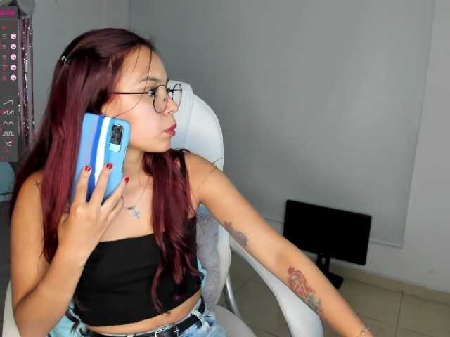 Ringhäälingupildid AshelyGirl