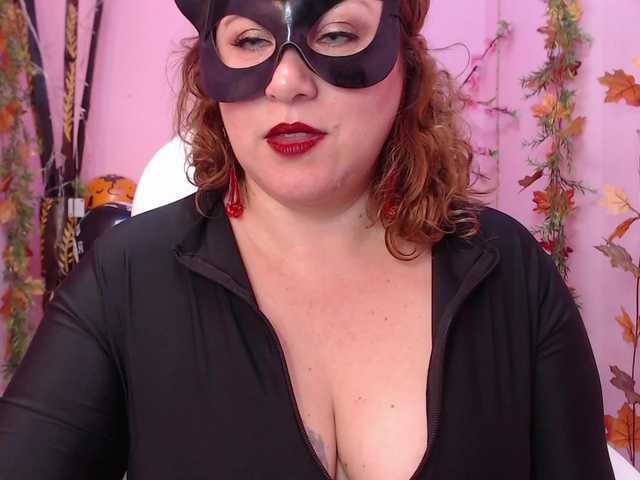 Fotod Ashley-Zahir i'm in halloween season #squirt #asian #mature #bigboobs #milf