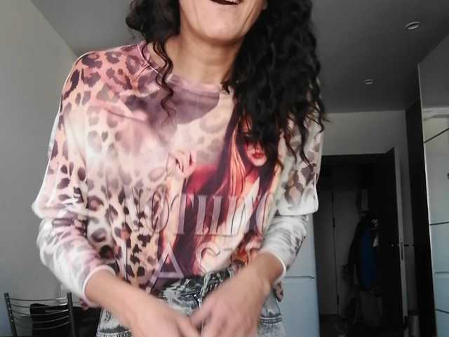 Ringhäälingupildid AshleyAsh