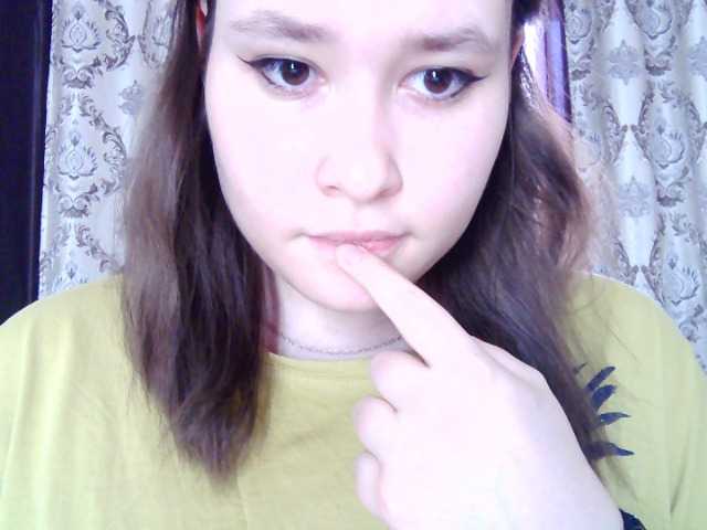 Ringhäälingupildid AsianMixme