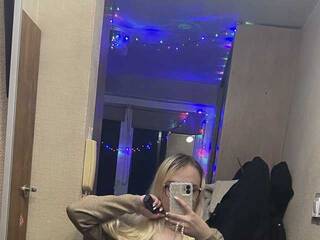 Erootiline videovestlus AvaDollz