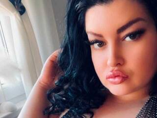 Erootiline videovestlus AvaMelony