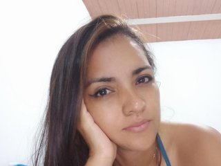 Erootiline videovestlus AylinSaenz