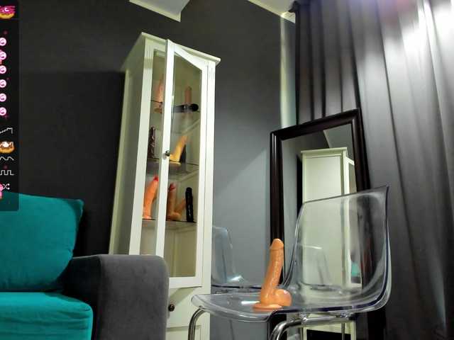 Ringhäälingupildid Azaleeax