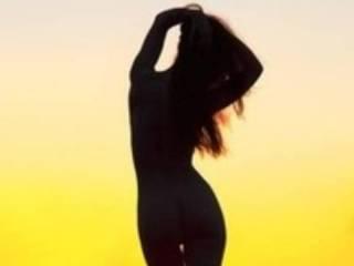 Erootiline videovestlus azmesmmodel