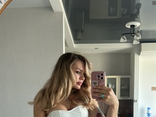Erootiline videovestlus Baby-blonde