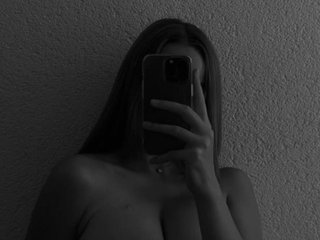 Erootiline videovestlus Baby-Vik