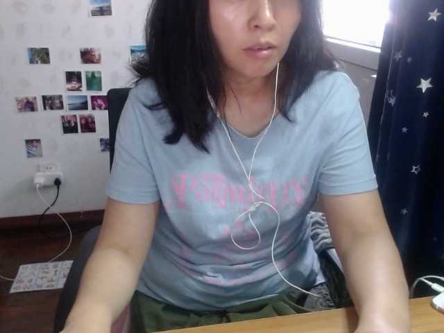 Fotod baobao2020 I am a Chinese horny girl. I like to be crazy for you in private. Are you ready to join me