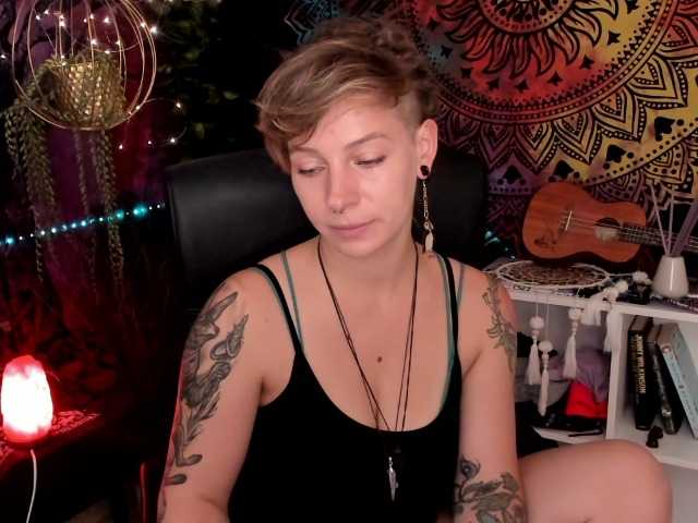Ringhäälingupildid BayleeDesire