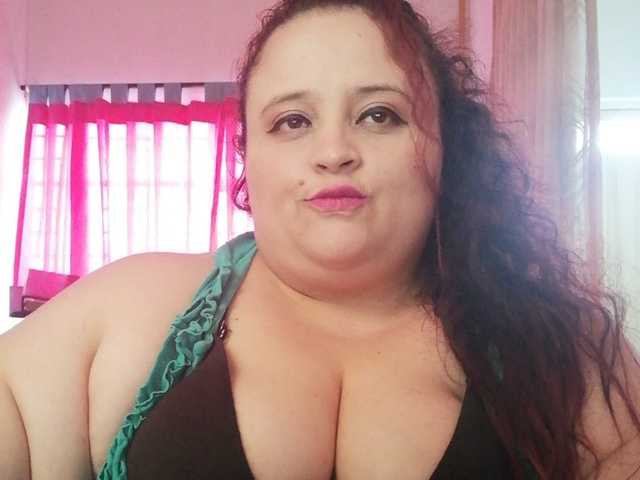 Fotod BBW-Horny Sexy curvy latina with big tits and big ass, we have fun for a while bb