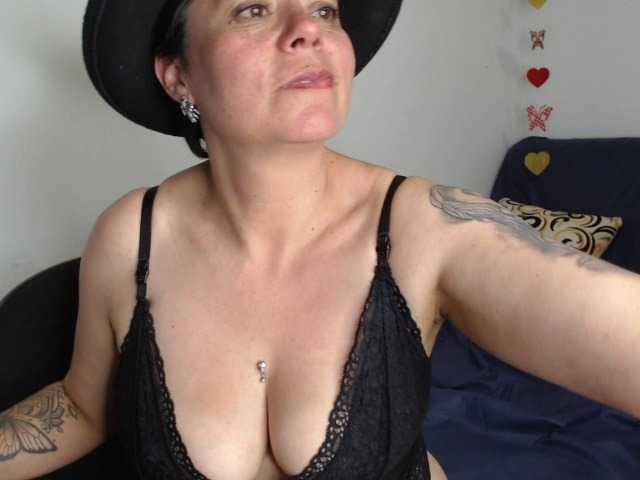 Ringhäälingupildid bella-devil