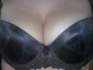 Erootiline videovestlus bella45