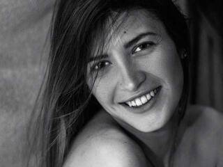 Erootiline videovestlus BellaMitcher1