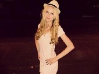 Erootiline videovestlus bellapuella