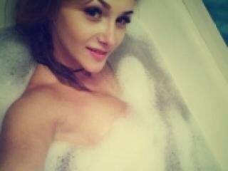 Erootiline videovestlus bellla9