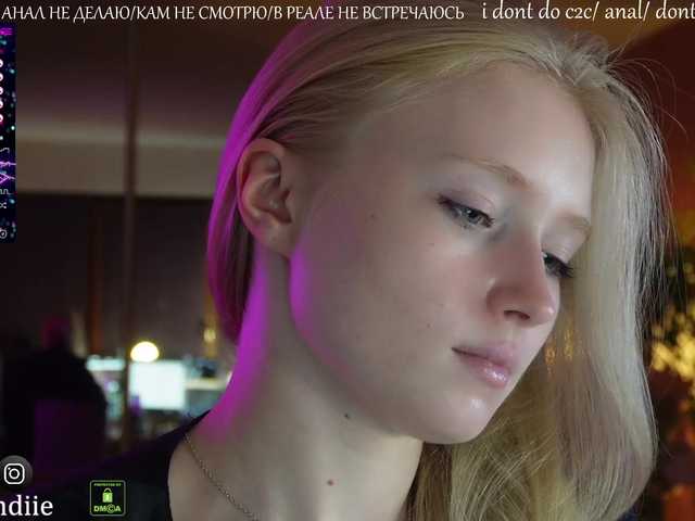 Ringhäälingupildid Bestblondie