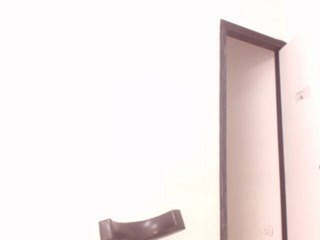 Ringhäälingupildid BigBustyBlack