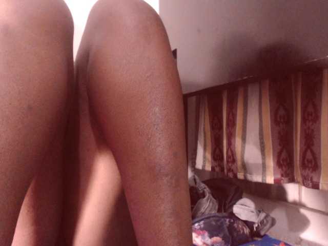 Ringhäälingupildid BigBustyBlack