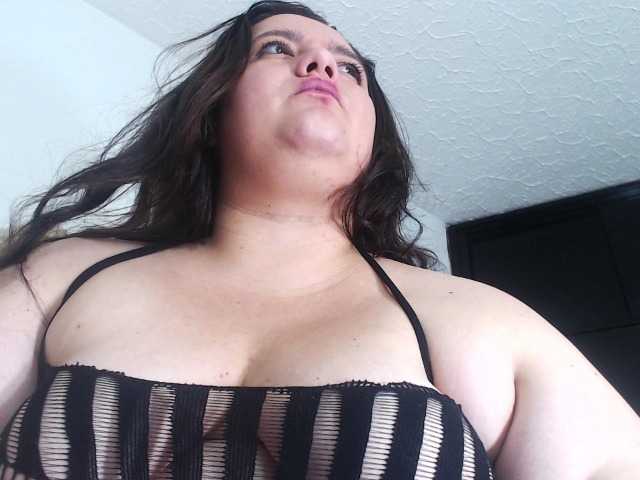 Ringhäälingupildid bigsquirtss