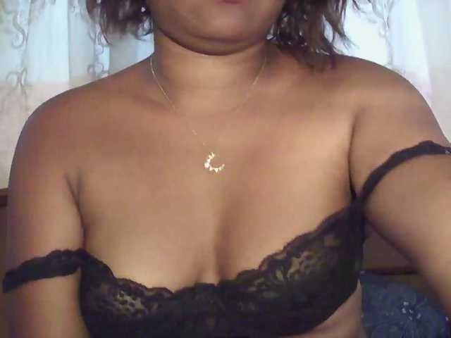 Fotod blackChatte come join me guys. lets play together, i will give a all you want. but dont forget to give me some tips.