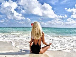 Erootiline videovestlus blon-dino4ka