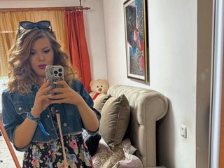 Erootiline videovestlus BlondeMaya
