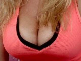 Erootiline videovestlus blondoline