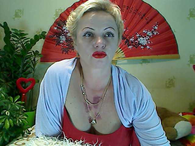 Ringhäälingupildid BlondySquirt