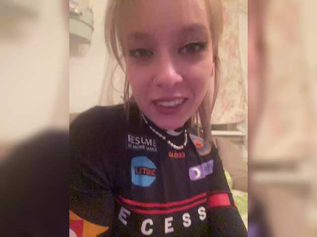 Ringhäälingupildid BlondyShawty