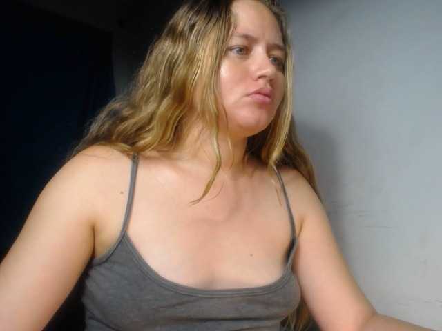 Ringhäälingupildid roxy-fisting