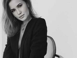 Erootiline videovestlus BrilliantKimmy